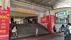 Lucky Plaza (D9), Shop House #639008671